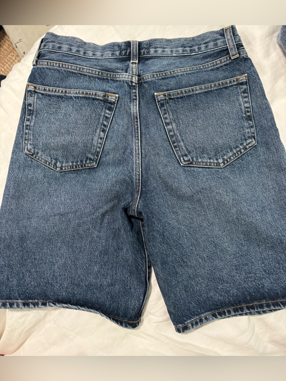 Agolde Classic Medium Blue Denim Jeans - Picture 3 of 3